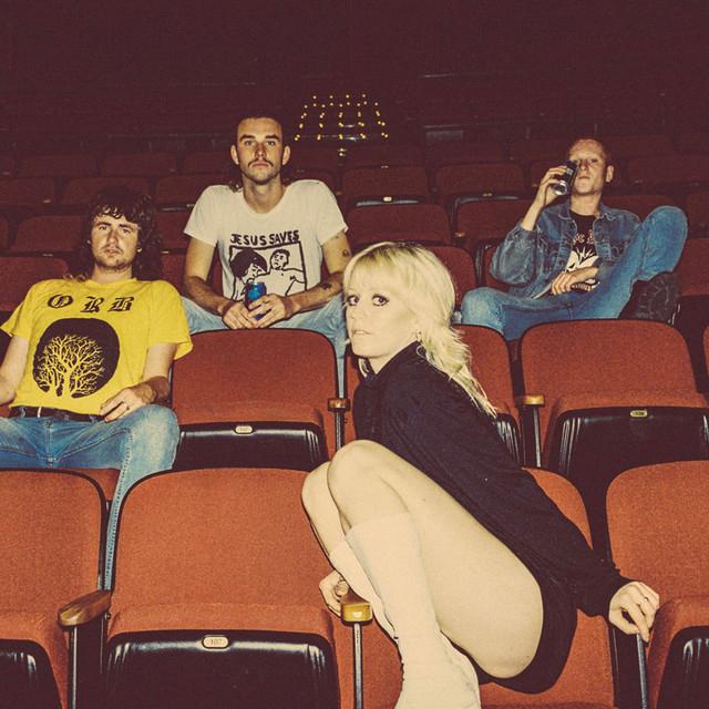 Amyl and The Sniffers