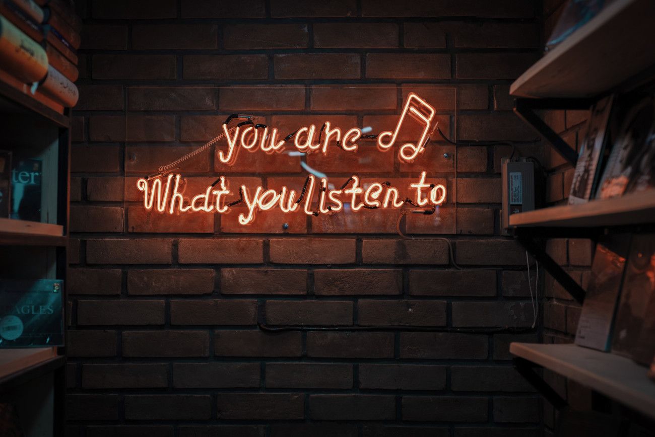 Fly me to the... music!