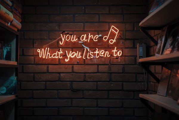 Fly me to the... music!